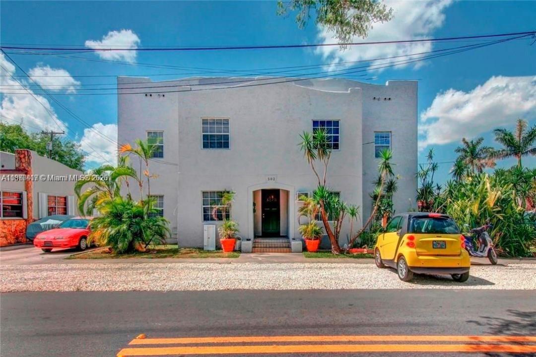 502 SW 2nd Ave, Dania Beach, Florida 33004, Estados Unidos