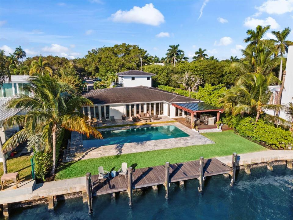 9301 N Bayshore Dr, Miami Shores, Florida 33138