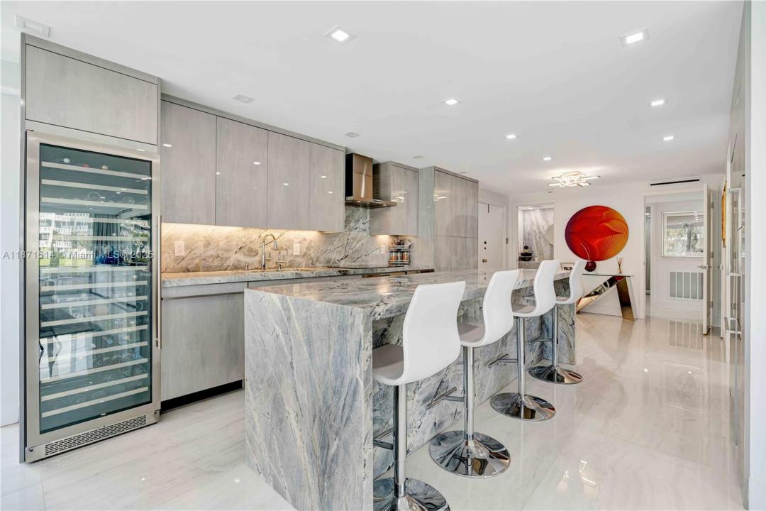 100 Sunrise Ave 217, Palm Beach, 플로리다 33480, 미국