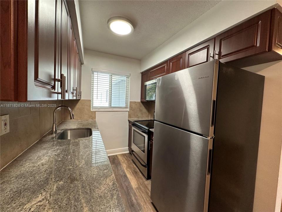 110 NE 19th Ave 16, Deerfield Beach, Флорида 33441, Соединенные Штаты