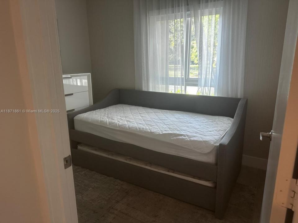 2505 NE 193rd St 4114, Miami, Florida 33180, Estados Unidos