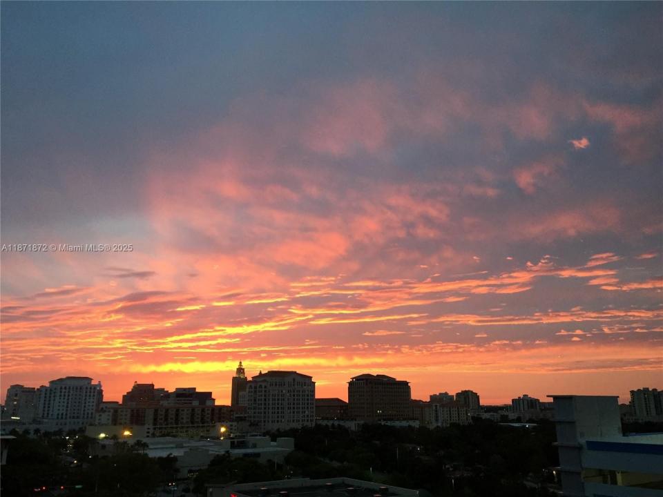 3410 Coral Way PH-02, Miami, Floride 33145, États-Unis