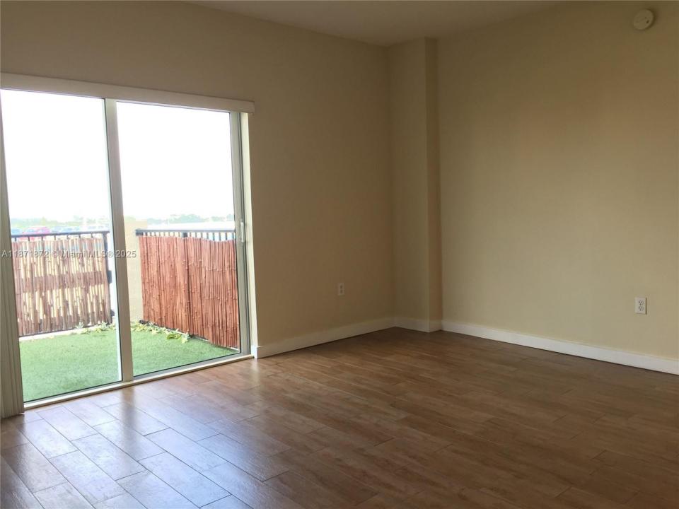 3410 Coral Way PH-02, Miami, Floride 33145, États-Unis