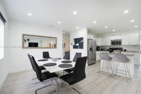 7400 SW 37th St, Miami, Florida 33155, USA