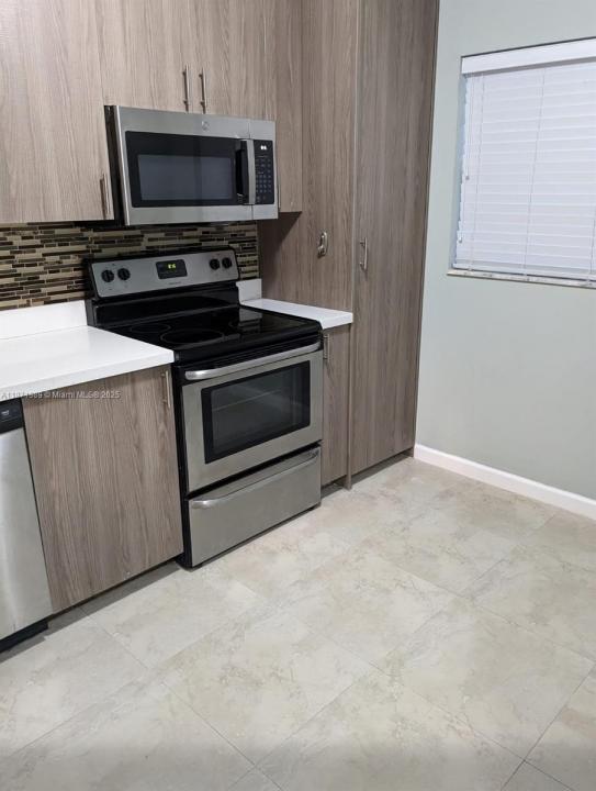 7480 NW 17th St 303, Plantation, فلوريدا 33313, الولايات المتحدة