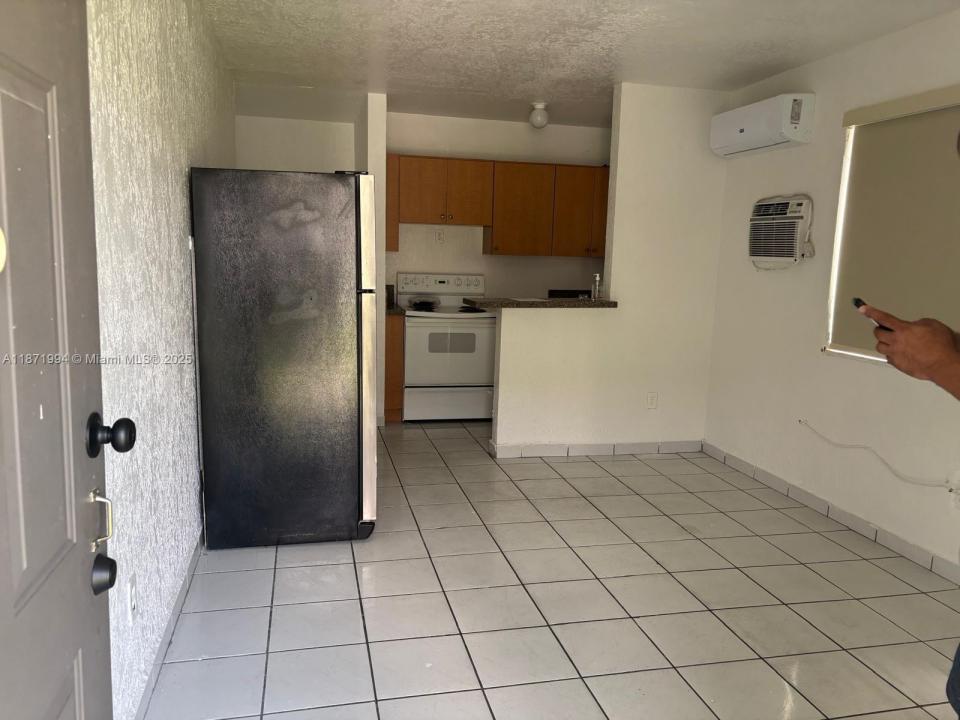 5100 NW 23rd Ave 1, Miami, 佛罗里达州 33142, 美国
