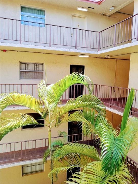 11925 NE 2nd Ave B309, North Miami, فلوريدا 33161, الولايات المتحدة