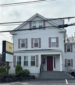 108 phenix Avenue 2, Cranston, RI 02920, USA