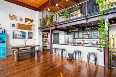 685 Social Street 308, Woonsocket, RI 02895, USA