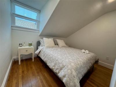 8 Barney Street 3, Newport, רוד איילנד 02840, ארצות הברית של אמריקה