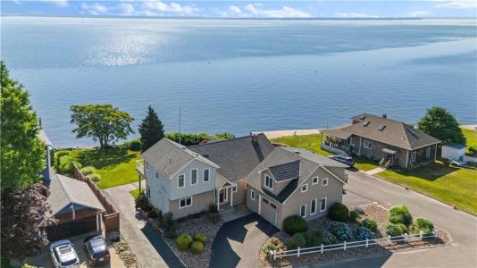 54 Burnett Road, Warwick, RI 02889, USA