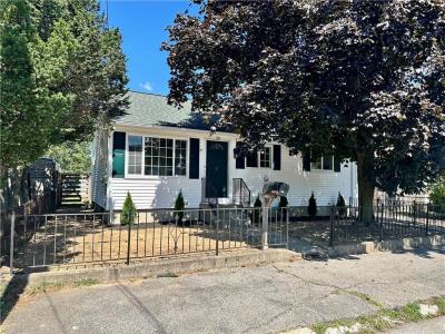 30 Manuel Street, Pawtucket, RI 02861, USA