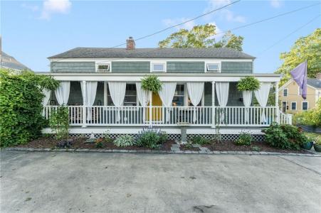 12 Pine Street, South Kingstown, RI 02879, USA