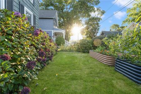 12 Pine Street, South Kingstown, Rhode Island 02879