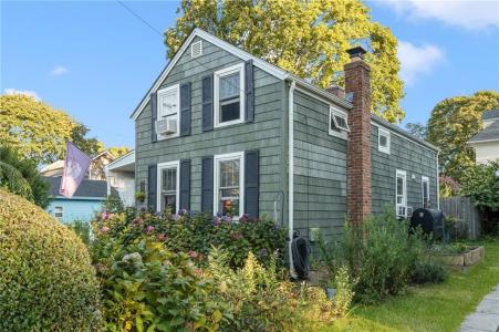 12 Pine Street, South Kingstown, Rhode Island 02879