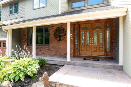 39 Sumner Brown Road, Cumberland, Rhode Island 02864
