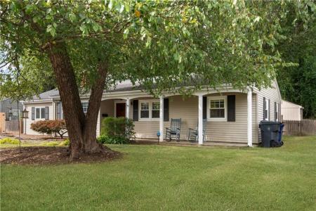 75 Capron Farm Drive, Warwick, Rhode Island 02886, Estados Unidos