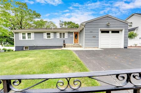 1463 Broadway Way, East Providence, RI 02914, USA
