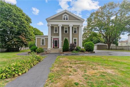 21 Federal Street, Warren, RI 02885, USA