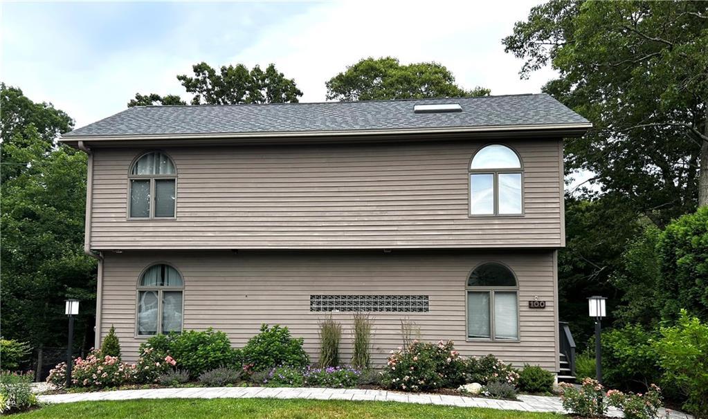 100 Shirley Drive, Charlestown, Rhode Island 02813, Estados Unidos