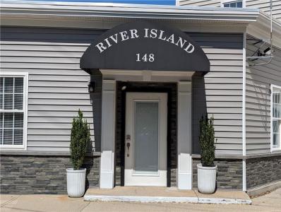 148 Bernon Street 15, Woonsocket, RI 02895, USA