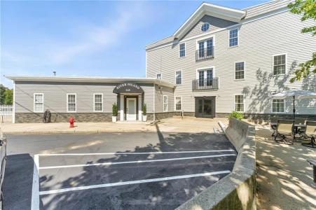 148 Bernon Street 15, Woonsocket, Rhode Island 02895, États-Unis