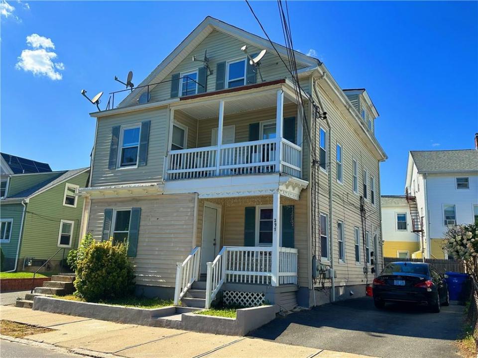 297 Central Street Street, Central Falls, Rhode Island 02863, Estados Unidos