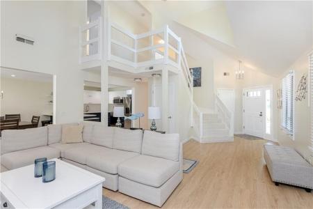 112 Harrison Avenue B, Newport, Rhode Island 02840