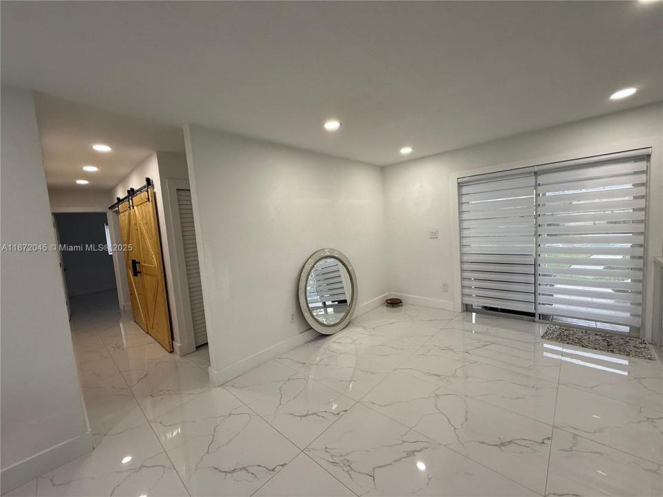 1950 NW 190th Ter, Miami Gardens, Florida 33056