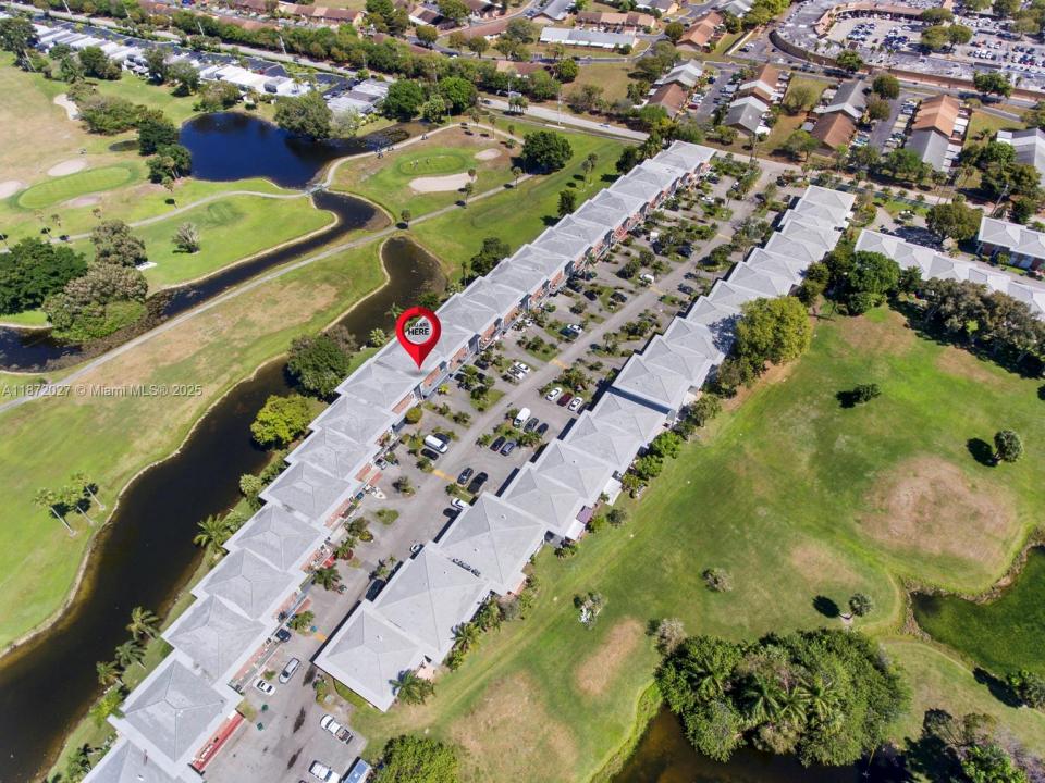6795 & 6793 Brookline Dr 6795, Hialeah, Florida 33015, Estados Unidos