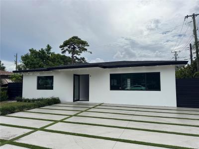 16440 NE 10th Ave, North Miami Beach, Florida 33162, USA