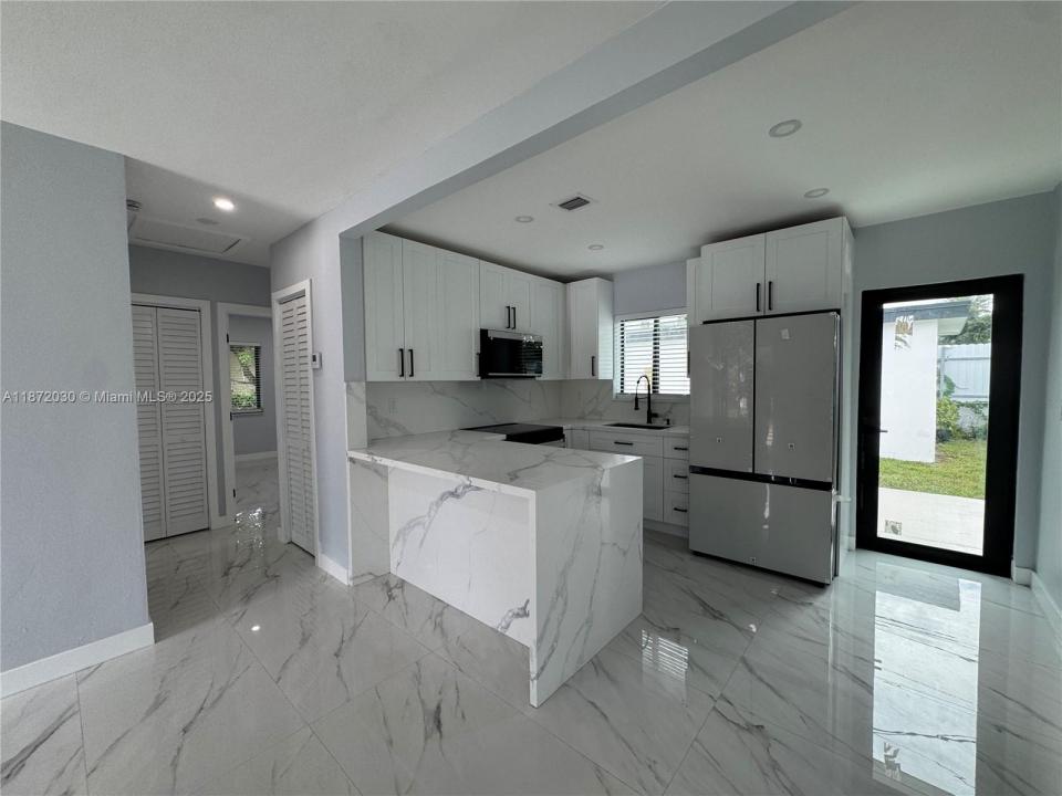 16440 NE 10th Ave, North Miami Beach, Flórida 33162, Estados Unidos