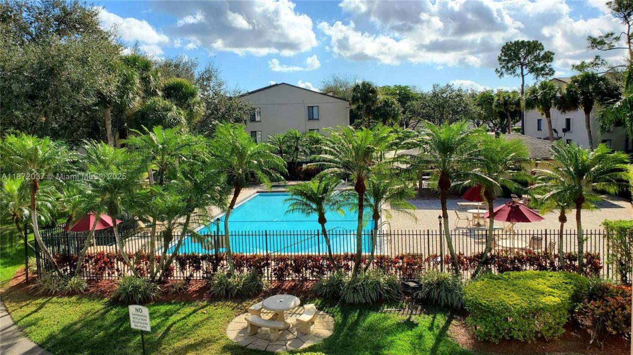 204 Foxtail Dr D1, Green Acres, Flórida 33415, Estados Unidos