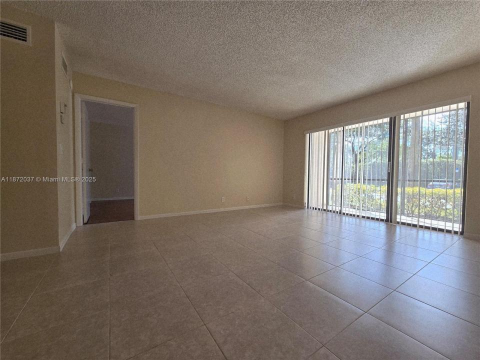 204 Foxtail Dr D1, Green Acres, Flórida 33415, Estados Unidos