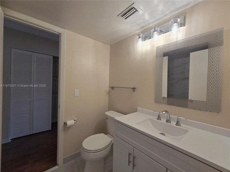 204 Foxtail Dr D1, Green Acres, Flórida 33415, Estados Unidos