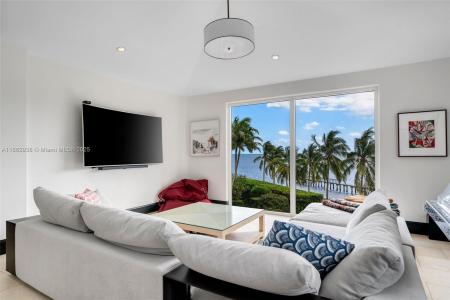 3305 S Moorings Way, Miami, Florida 33133