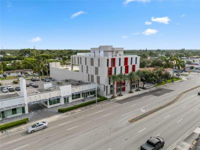 8966 SW 40th St, Miami, Florida 33165