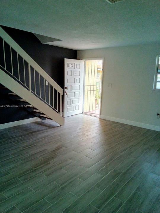 550 SW 115th Ave 403H, Sweetwater, Florida 33174