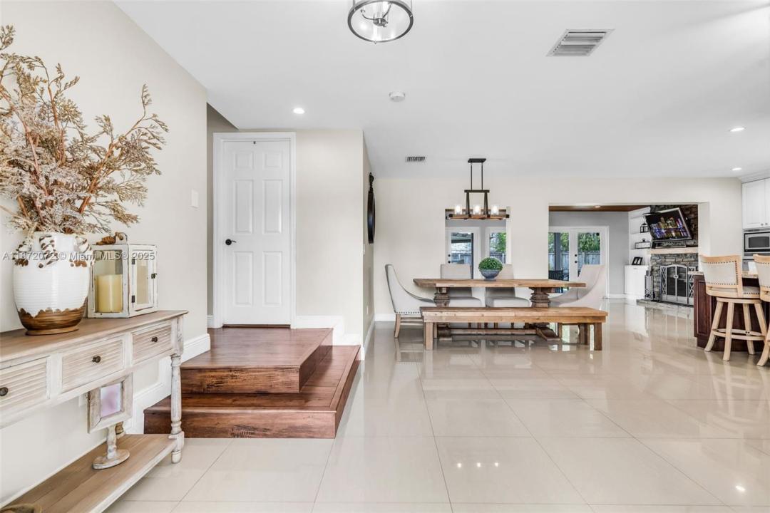 9091 SW 49th St, Cooper City, 佛羅里達州 33328, 美國