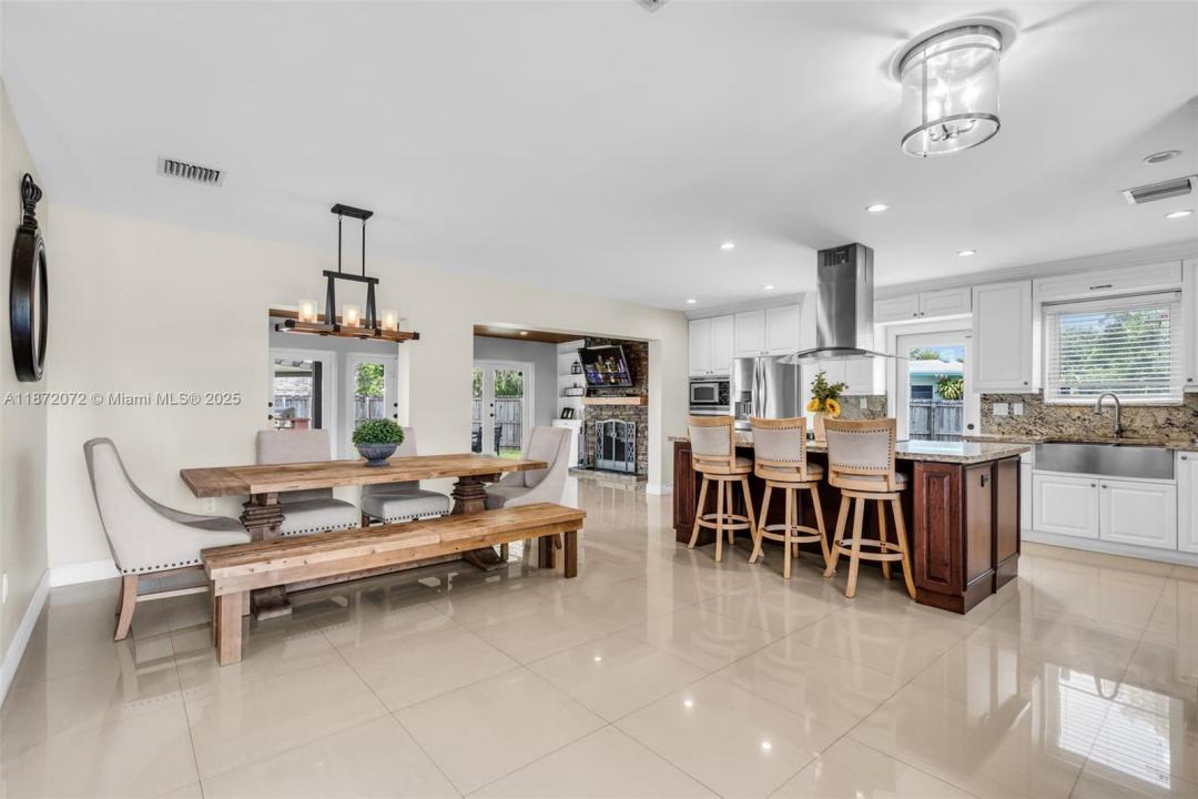 9091 SW 49th St, Cooper City, 佛羅里達州 33328, 美國
