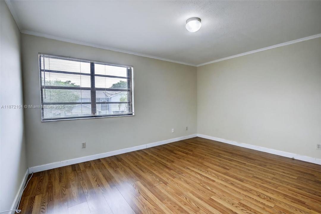 388 NW 103rd Ter 388, Pembroke Pines, Florida 33026