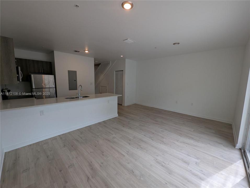 170 NW 158th St 7, Miami, Florida 33169