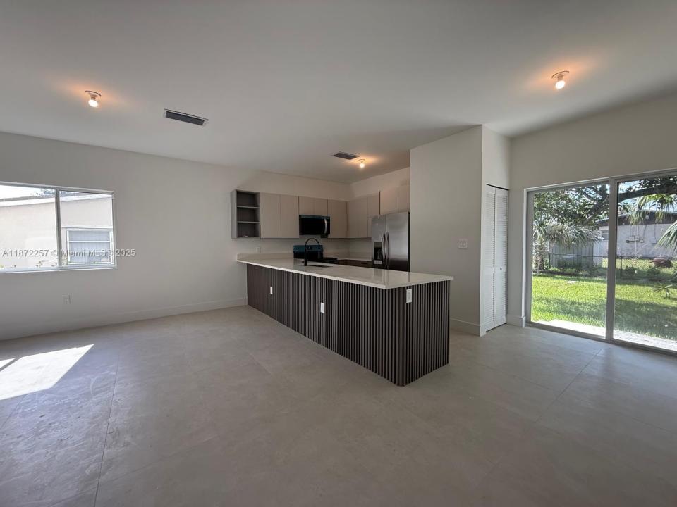 2788 NW 9th Pl, Fort Lauderdale, Flórida 33311, Estados Unidos