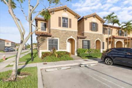 9287 W 33rd Ln, Hialeah, Florida 33018, USA