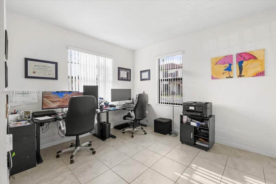 9287 W 33rd Ln, Hialeah, Florida 33018