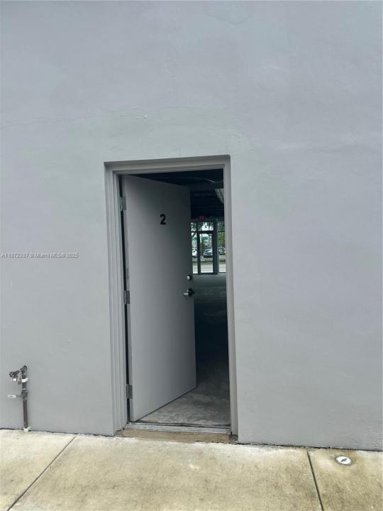 10 S Royal Poinciana Blvd 2&3, Miami Springs, Flórida 33166, Estados Unidos