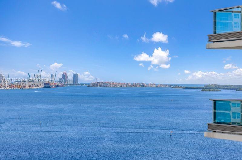 1331 Brickell Bay Dr 1602, Miami, フロリダ 33131, アメリカ合衆国