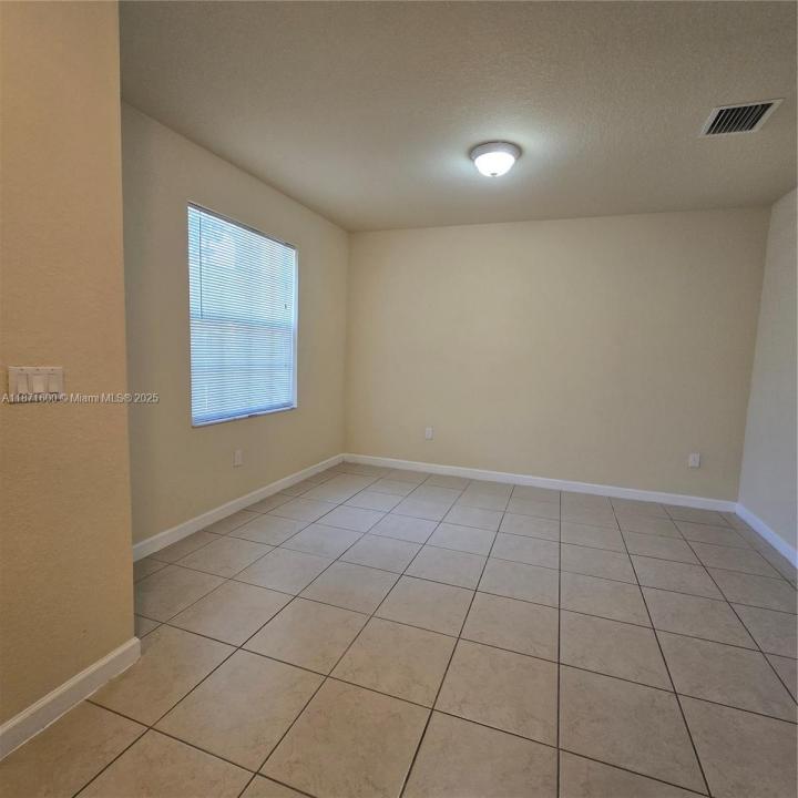 9031 SW 227th St 5, Cutler Bay, Florida 33190, HOA KỲ