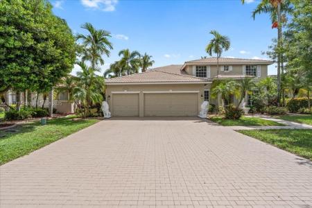 5095 NW 57th Way, Coral Springs, Florida 33067, USA