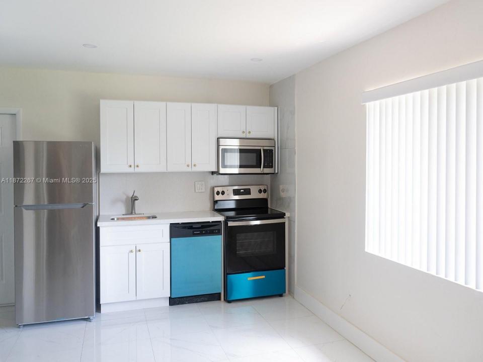 612 NW 10th Ter B, Fort Lauderdale, Flórida 33311, Estados Unidos